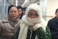 合肥被毁容少女走上法庭讨要赔偿 勇敢面对拍摄