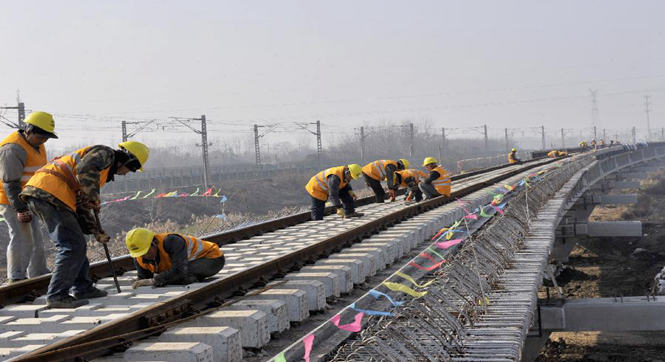 致敬！图说假期坚守工作在岗位上的劳动者们