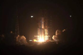 天舟一号发射升空