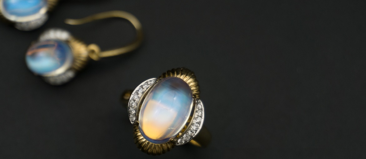 凝聚月影的宝石&mdash;&mdash;月光石