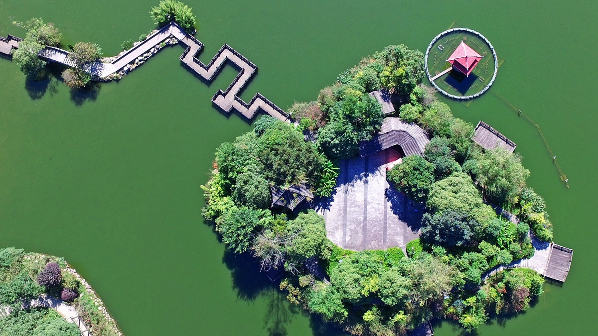 从贫瘠山区到旅游新城&mdash;&mdash;革命摇篮井冈山的&ldquo;新名片&rdquo;