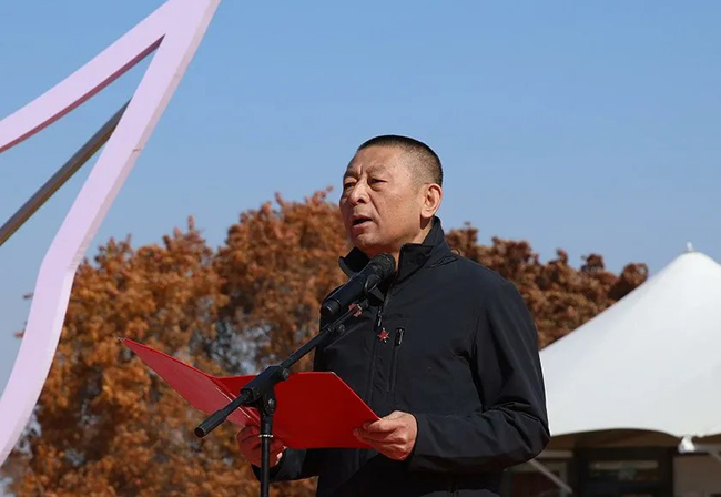 十月五角枫叶红 "中国兴安盟五角枫摄影大展"启动