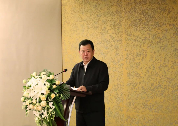 丹东市人民政府副市长姜乃东丹东市人民政府副市长姜乃东在签约现场