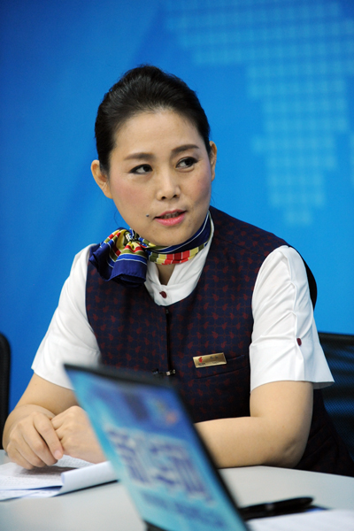 国航"金凤组"用优质服务打造爱的航班