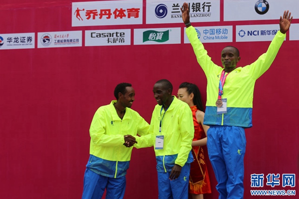 2016兰马赛全程男女组冠军产生