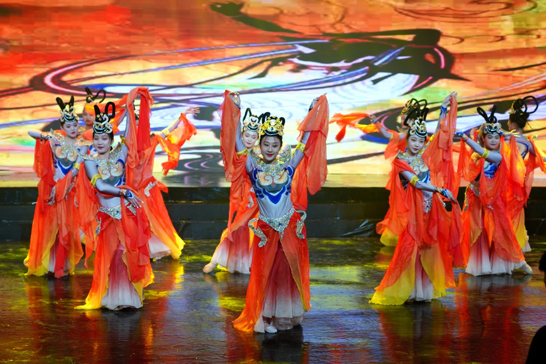 &ldquo;甘肃文旅杯&rdquo;2020首届丝绸之路（甘肃）国际微视频展颁奖典礼精彩表演