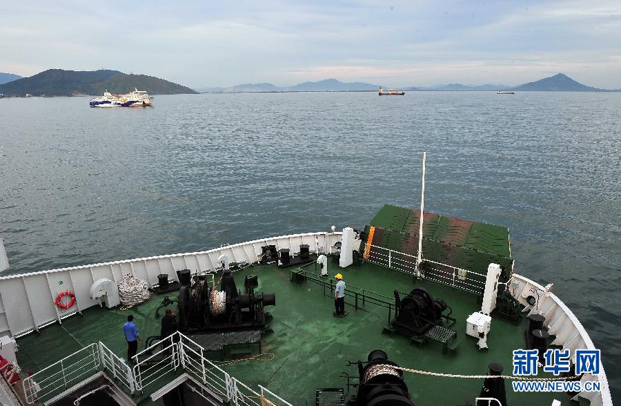 （国际&middot;新华直击）（2）中国赴越接返中方人员先期船队抵达越南永安港