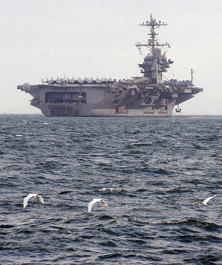 航母与元首(组图)