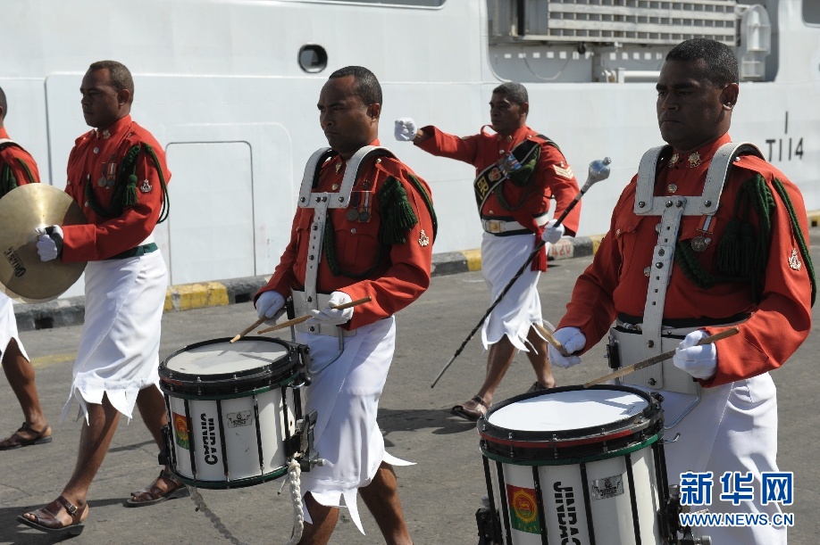 和平方舟医院船完成斐济访问驶向瓦努阿图组图