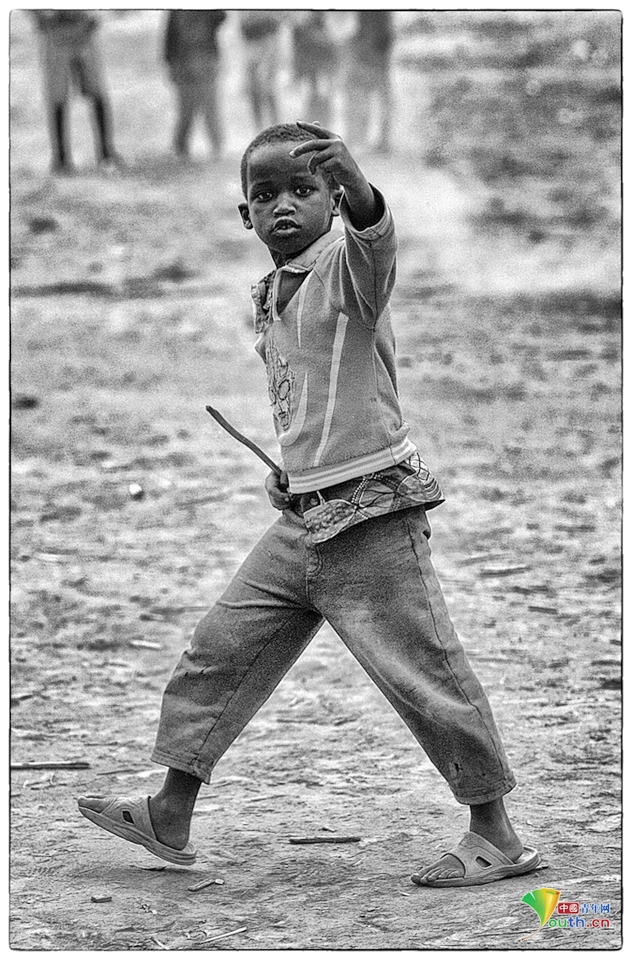 卢旺达儿童种族冲突后的下一代组图