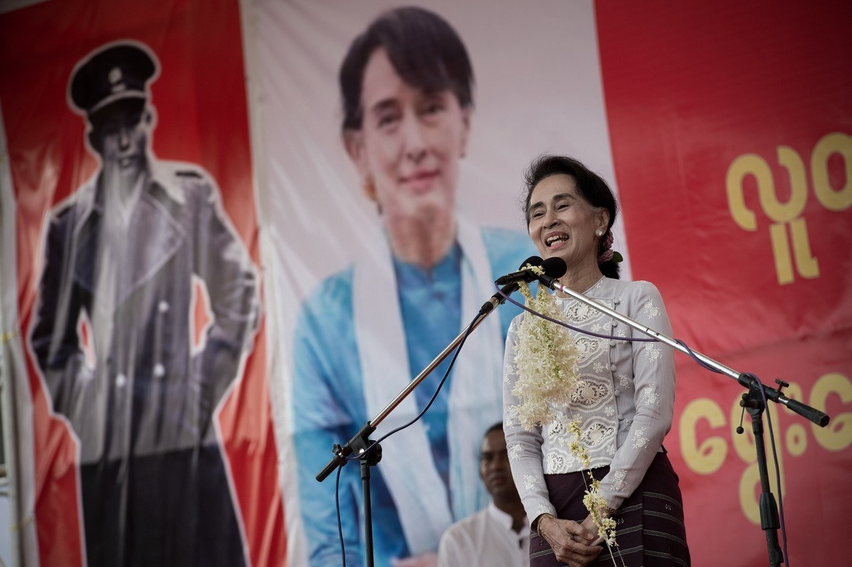 缅甸反对党领袖昂山素季举行竞选集会组图