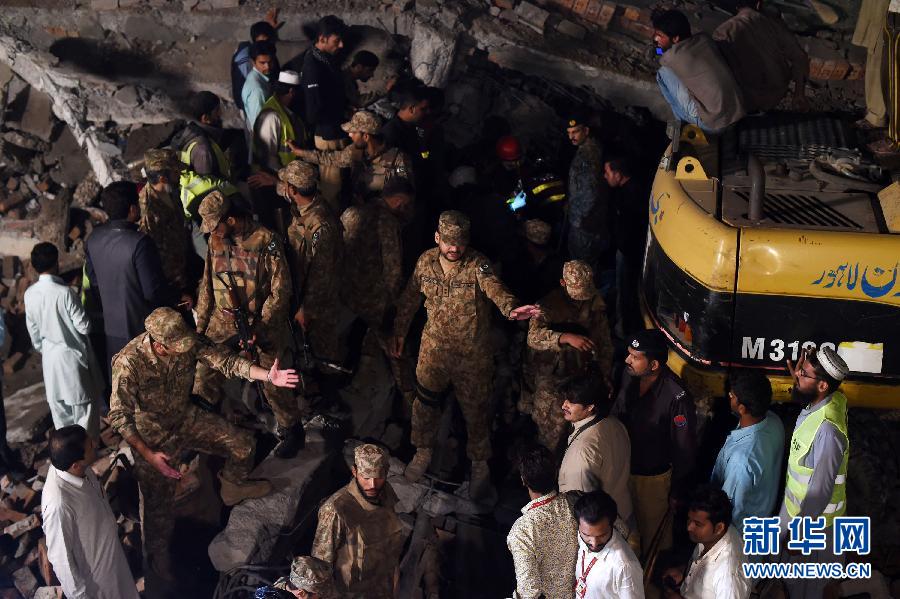 （国际）（3）巴基斯坦一工厂大楼倒塌至少16人死亡