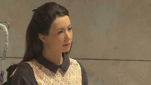 日本美女机器人出演电影要抢明星饭碗？（组图）