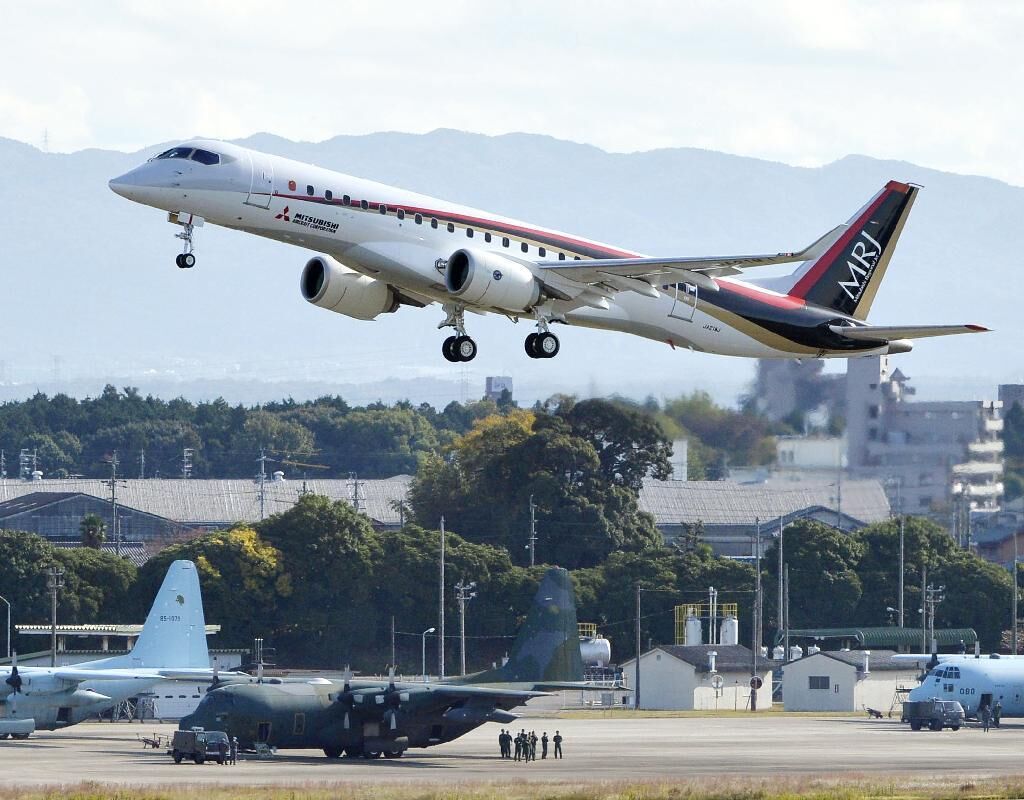 国产客机首飞,力争让凝聚日本技术实力,具备最先进性能的mrj打入全球