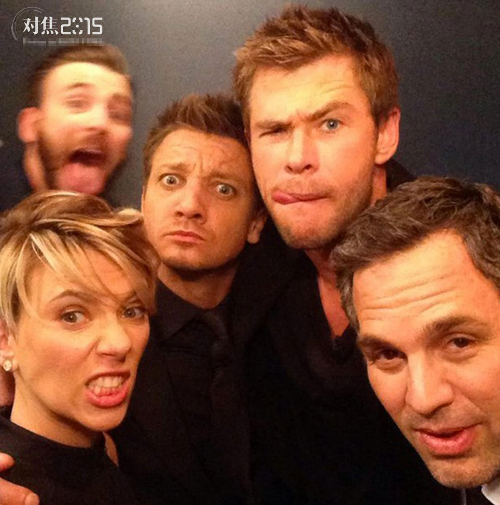 CNN评出2015年趣味自拍照