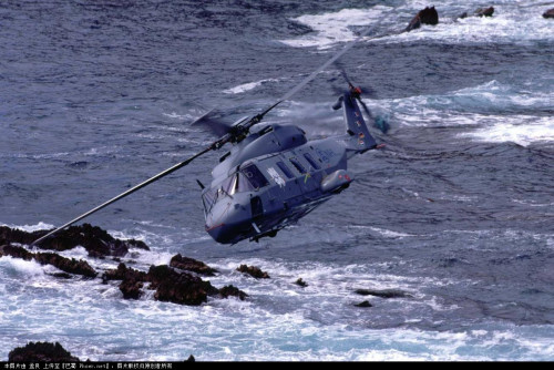 瑞典海军接收首架NH90改进型反潜直升机