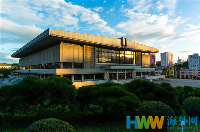 金日成综合大学体育馆