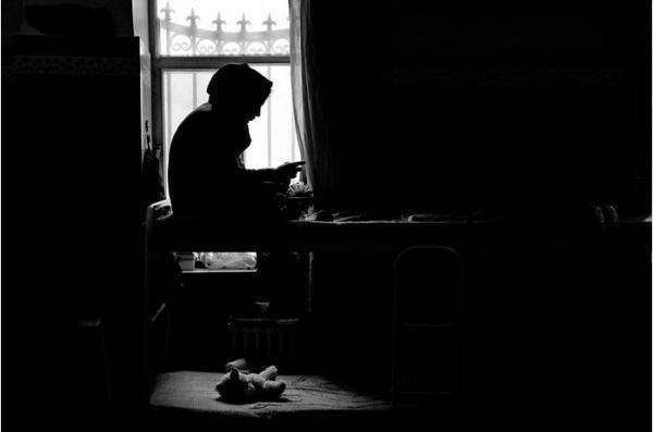 伊朗监狱里的未成年女囚:年满18岁执行死刑