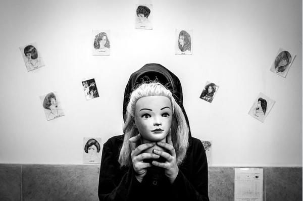 伊朗监狱里的未成年女囚:年满18岁执行死刑