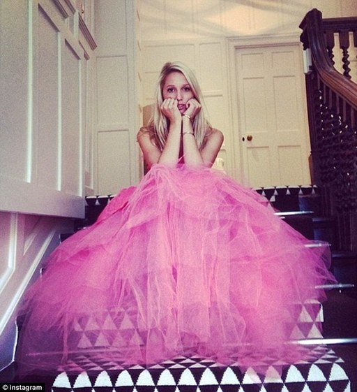 哈里王子恋上希腊公主？ 英皇室否认