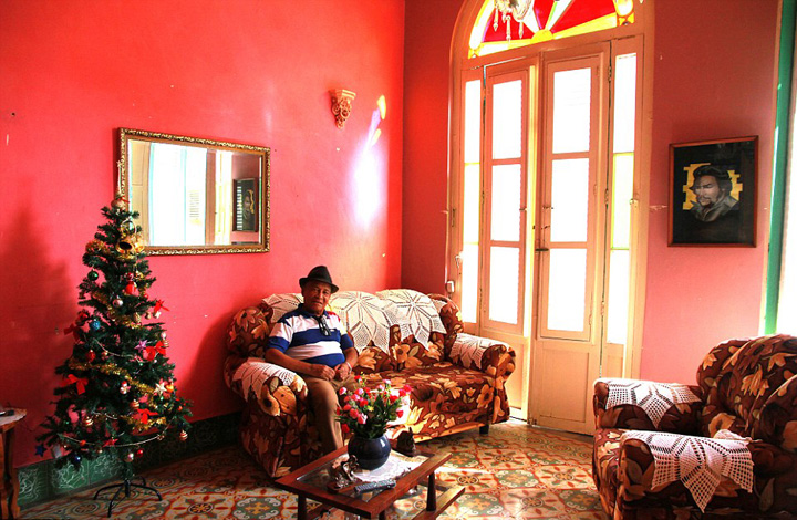 游客七年后故地重游 拍古巴拍惊人变化(组图)