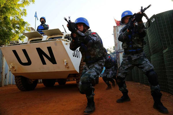 马里稳定团最近频繁遭袭 潘基文建议增派维和军警