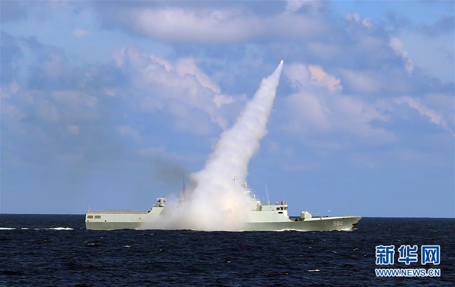 （军事）（2）海军在南海举行实兵对抗演习