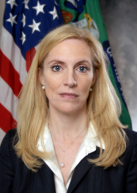 美国财经记者:这10个人,主导美联储利息升降话语权