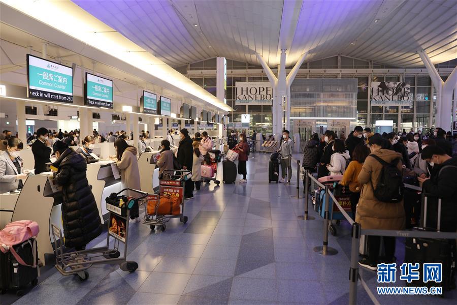 （国际）（1）中国政府包机接回滞留日本的湖北同胞