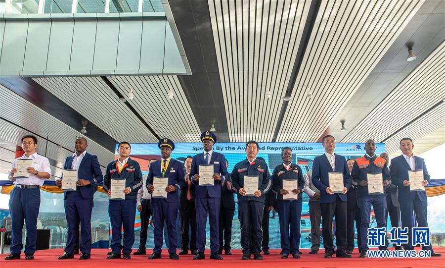 （国际&middot;图文互动）（3）蒙内铁路安全运营1000天　助力肯尼亚经济和社会发展