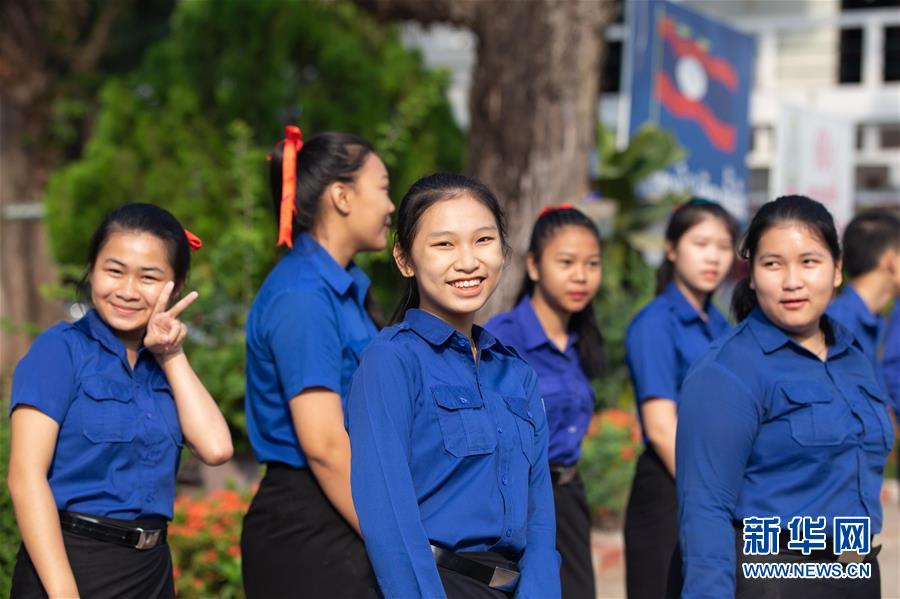 老挝新学年如期开学