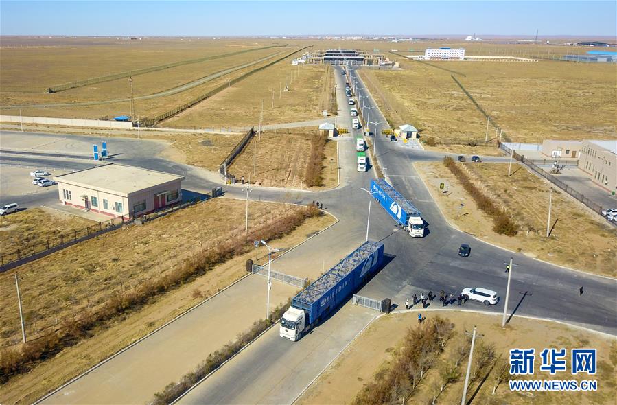 (社会)(7)中国开始接收蒙古国3万只“捐赠羊”