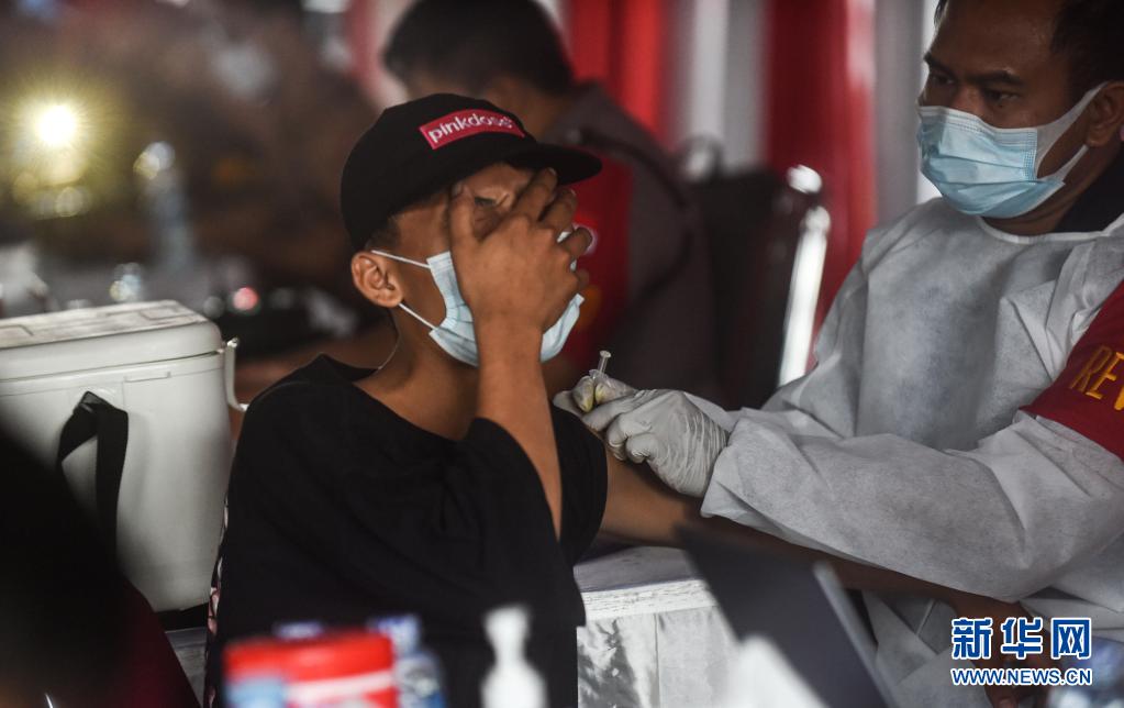 印尼单日新增确诊病例连续三天超1.2万例