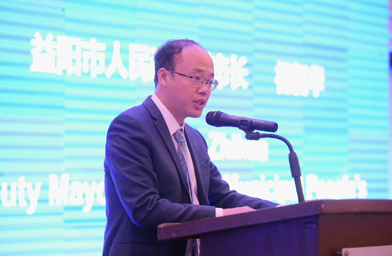 使馆公使衔参赞张益俊,益阳市副市长杨智华,肯尼亚税务局,投资局,国家