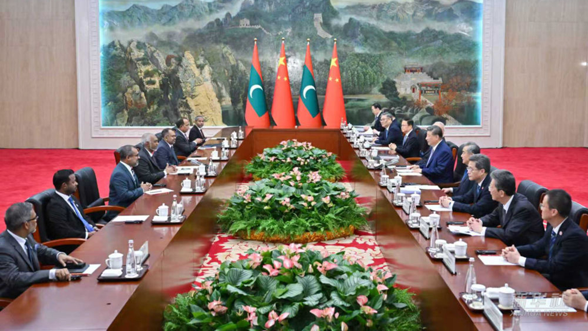 新华图讯丨习近平会见马尔代夫总统穆伊兹