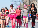 华盛顿国会前举行趣味慈善跑步活动