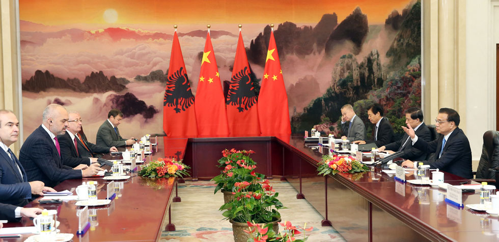 李克强会见阿尔巴尼亚总理拉马