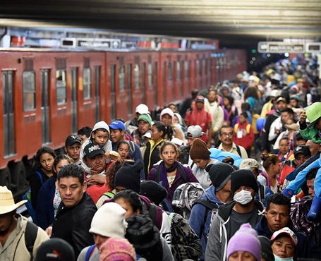 中美洲移民继续向美国行进