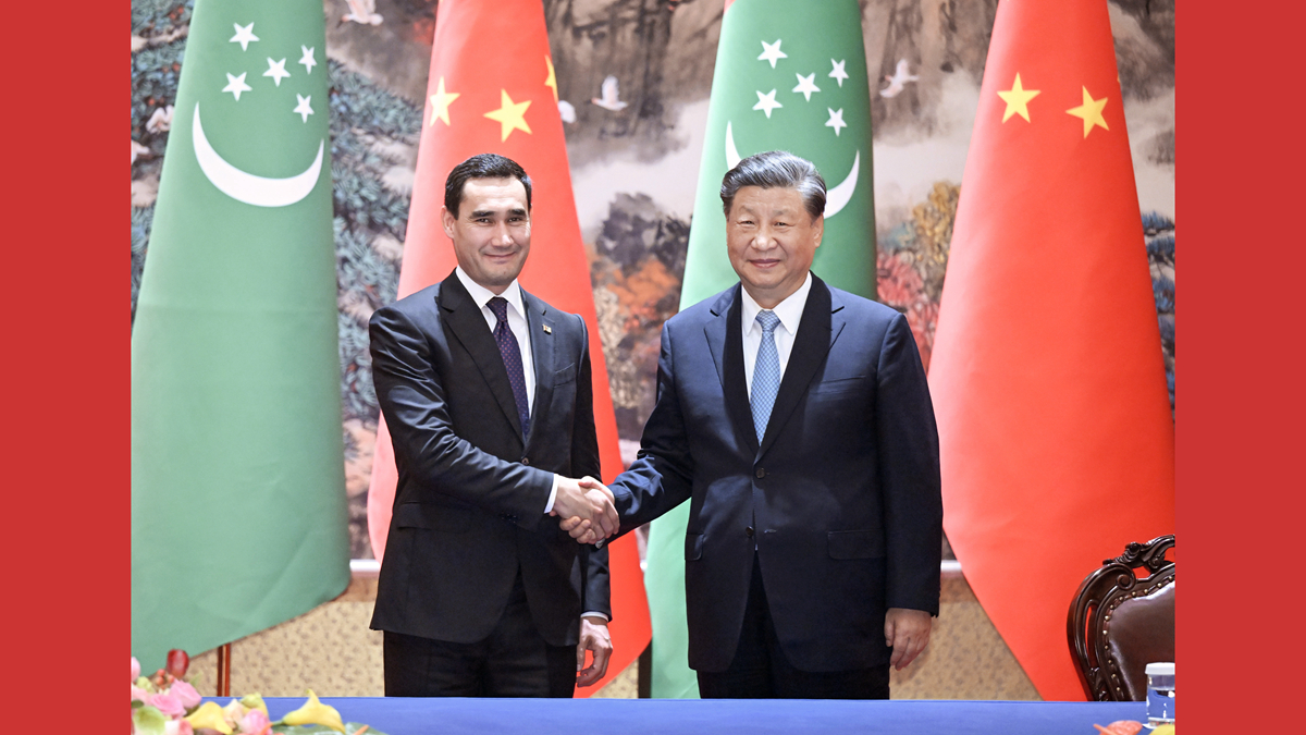 习近平会见土库曼斯坦总统别尔德穆哈梅多夫