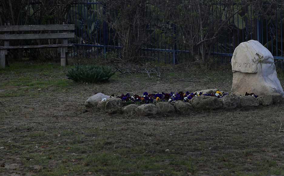 沙龙将与已故夫人葬在一起