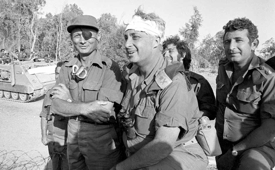 沙龙在苏伊士运河西岸