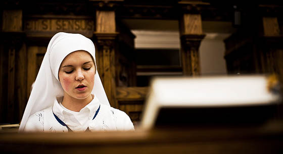 女摄影师修道院实拍修女生活 (高清组图)