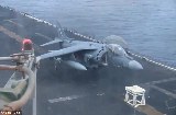 美战机靠甲板上&ldquo;小板凳&rdquo;成功迫降(图)