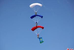 2015国际军事比赛&ldquo;空降排&rdquo;野战技能竞赛举行（高清组图）