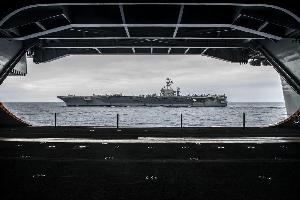 美华盛顿号航母回港大修 里根号接棒（高清组图）