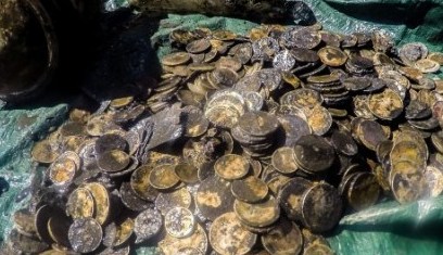 哥伦比亚称发现三百年前沉船 或藏大批金银珠宝(图)