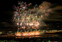 日本夏季风物诗：花火大会 凤舞九天（高清）